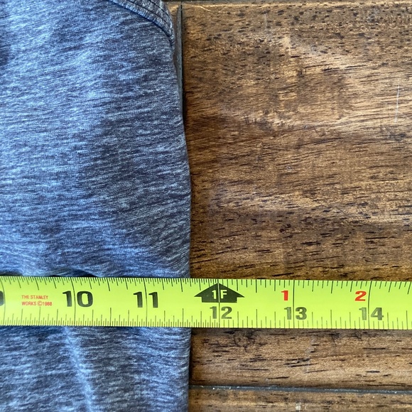 Lululemon Tank Top Women's 2 Gray Power Y Built In Brass Workout Flow - Picture 5 of 8